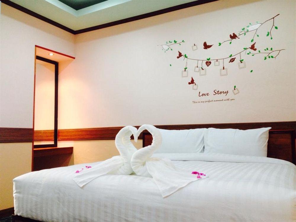 Airport Phuket Garden Resort Thalang Buitenkant foto