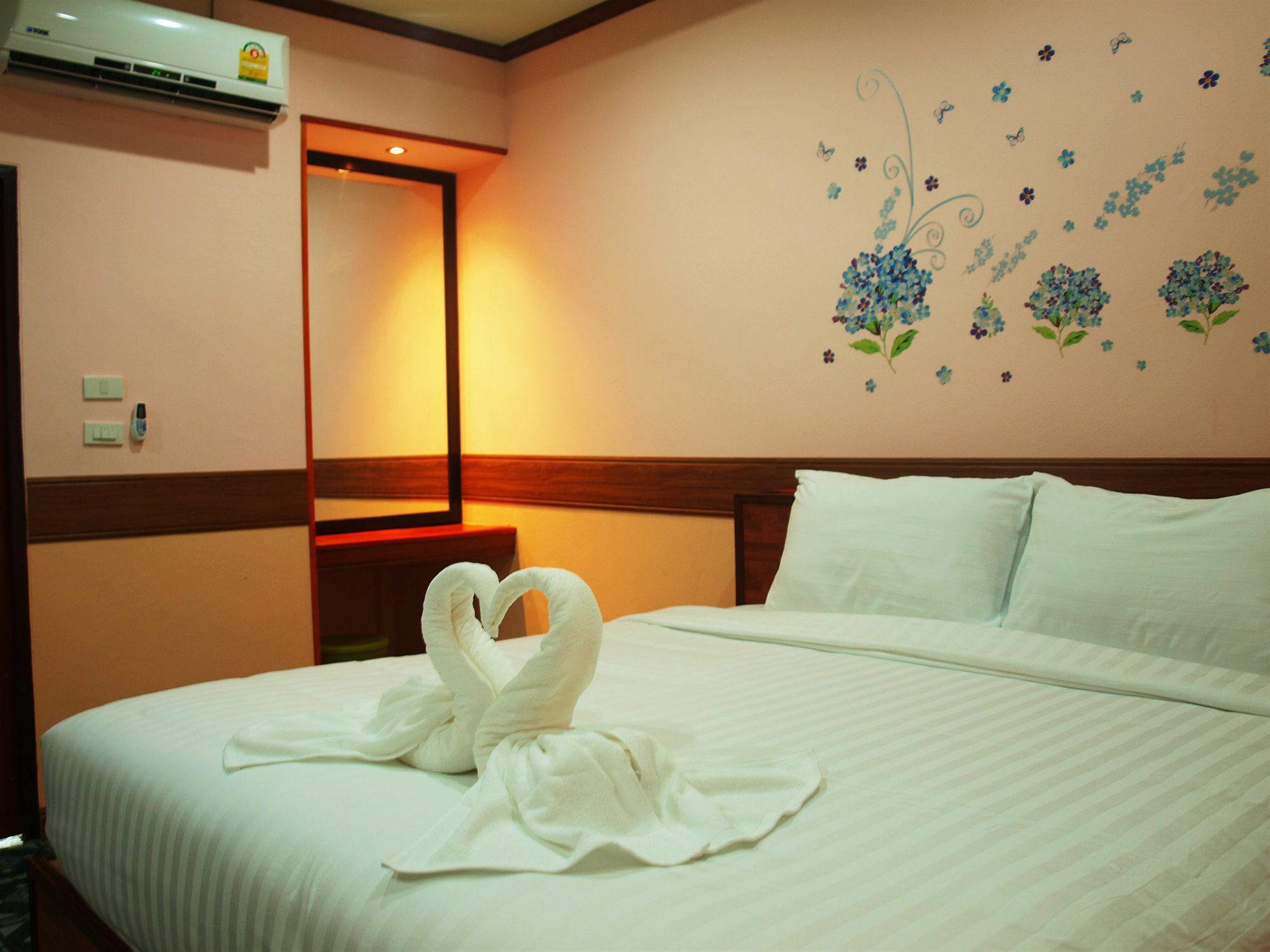 Airport Phuket Garden Resort Thalang Buitenkant foto
